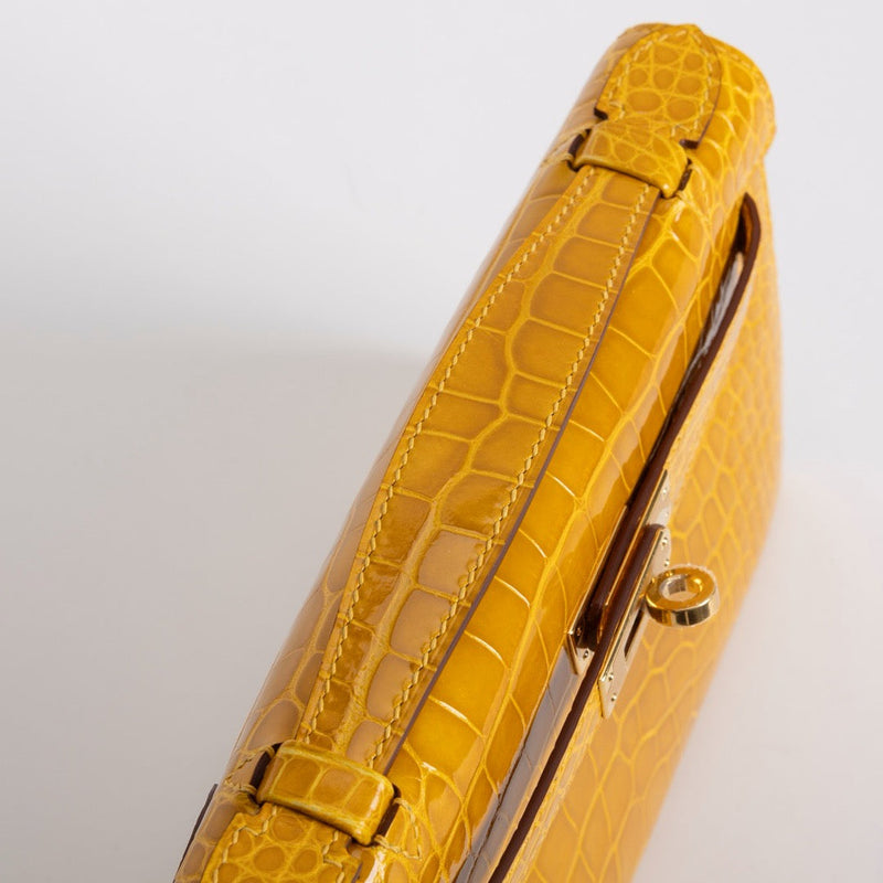 KELLY POCHETTE SHINY MISSISSIPPIENSIS ALLIGATOR LEATHER JAUNE AMBRE WITH GOLD HARDWARE (GHW)