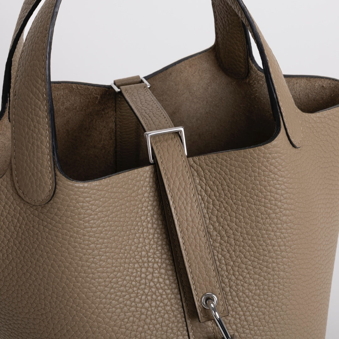 PICOTIN 18 LOCK CLEMENCE LEATHER BEIGE MARFA WITH PALLADIUM HARDWARE (PHW)