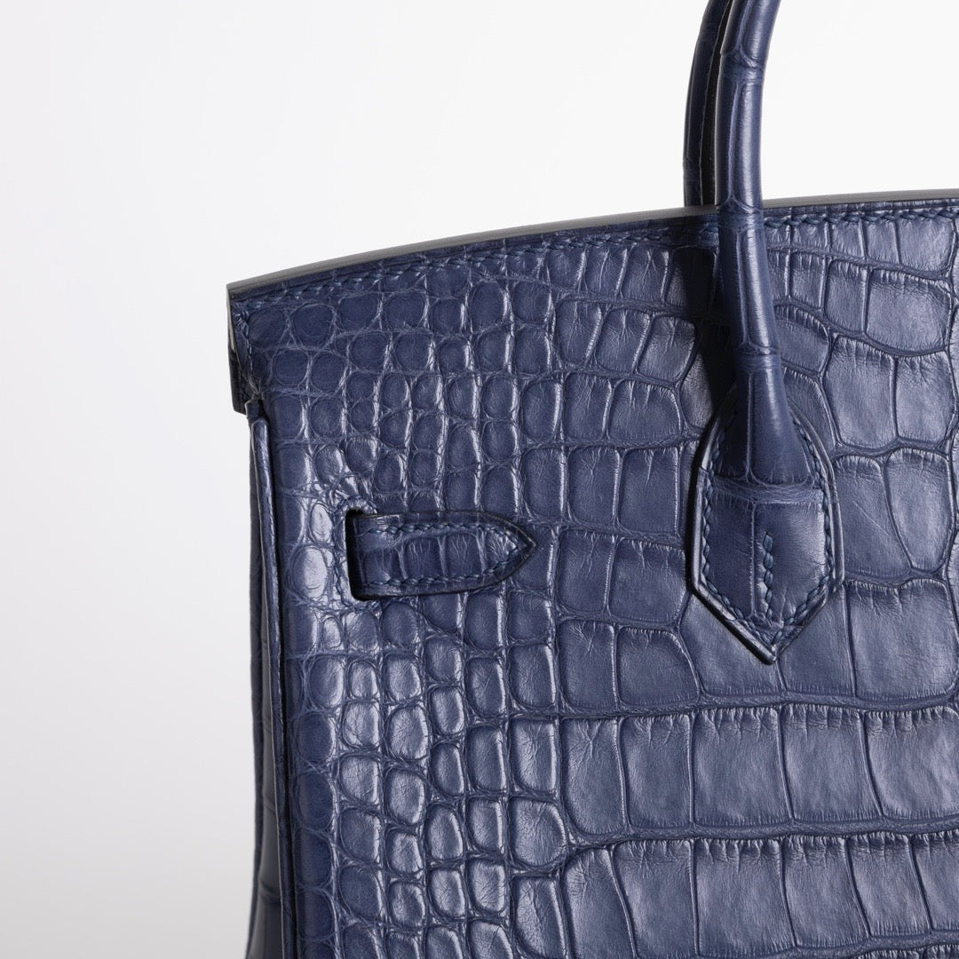 BIRKIN 25 MATTE MISSISSIPPIENSIS ALLIGATOR LEATHER BLEU DE MALTE WITH PALLADIUM HARDWARE (PHW)