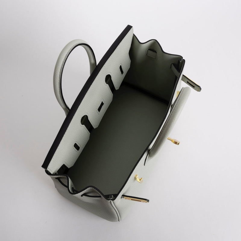 BIRKIN 25 TOGO LEATHER GRIS NEVE WITH GOLD HARDWARE (GHW)