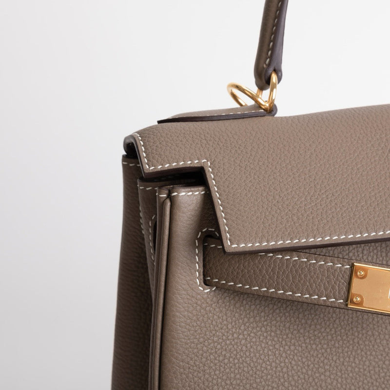 KELLY 28 TOGO LEATHER ETOUPE WITH GOLD HARDWARE (GHW)