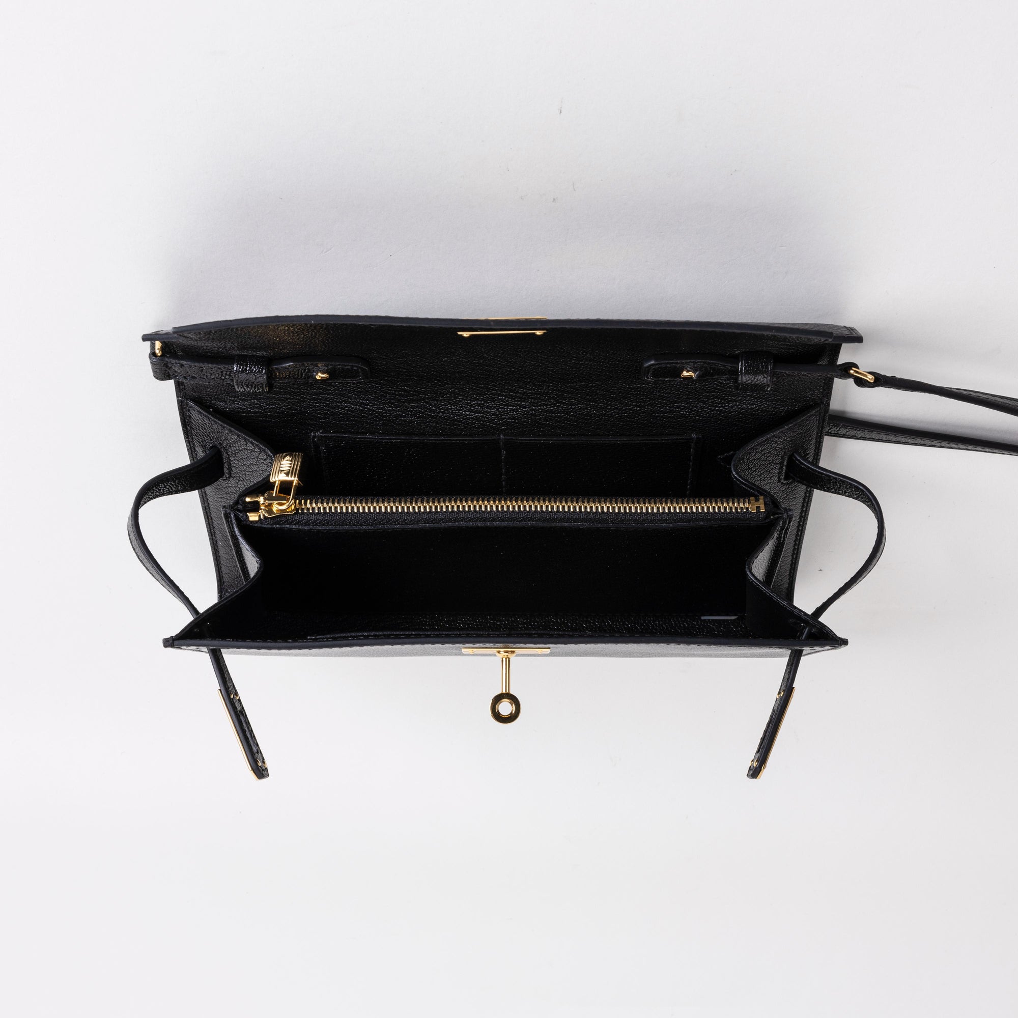 KELLY TO GO CHEVRE LEATHER NOIR (BLACK) WITH GOLD HARDWARE (GHW)