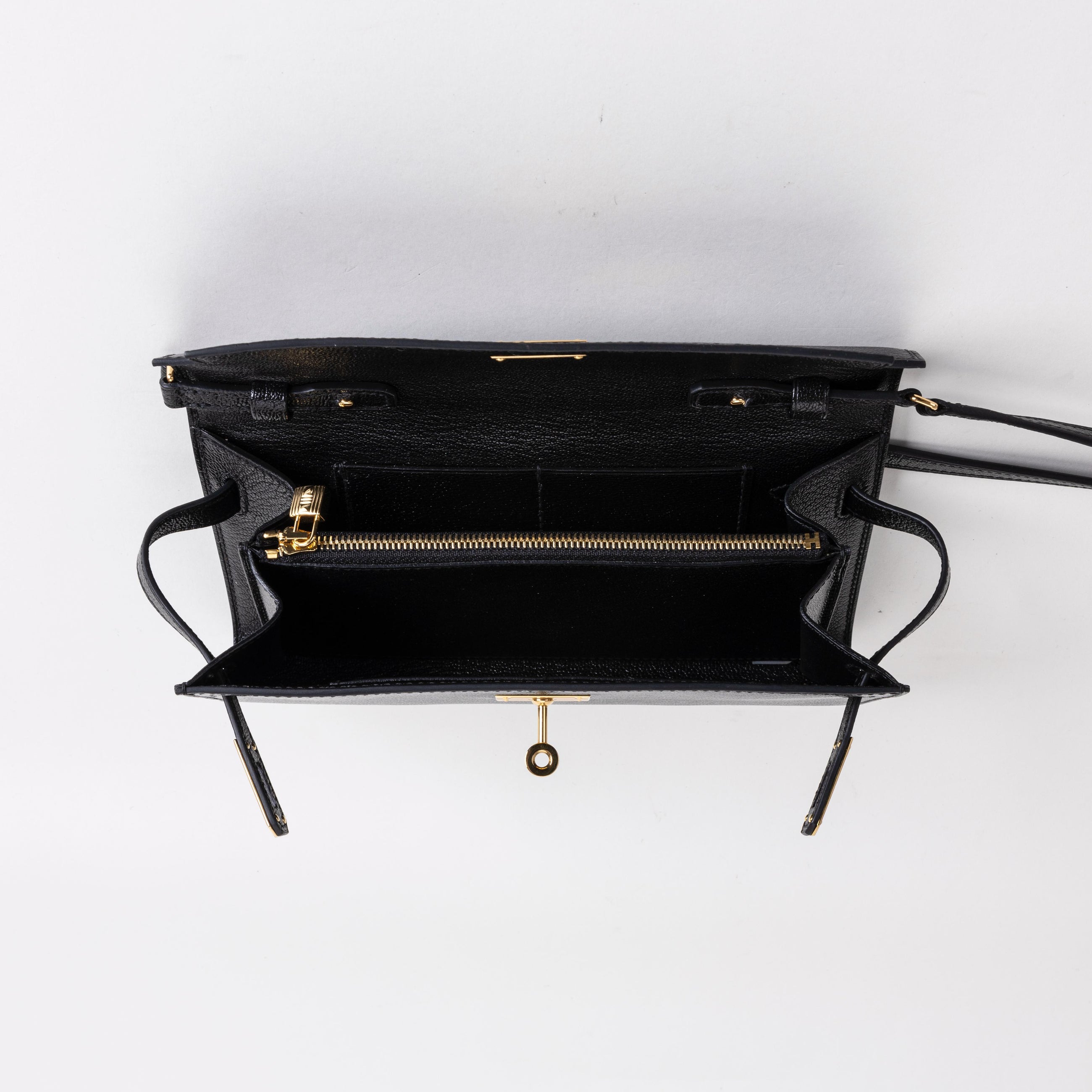 KELLY TO GO CHEVRE LEATHER NOIR (BLACK) WITH GOLD HARDWARE (GHW)