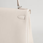 KELLY 28 TOGO LEATHER CRAIE WITH PALLADIUM HARDWARE (PHW)